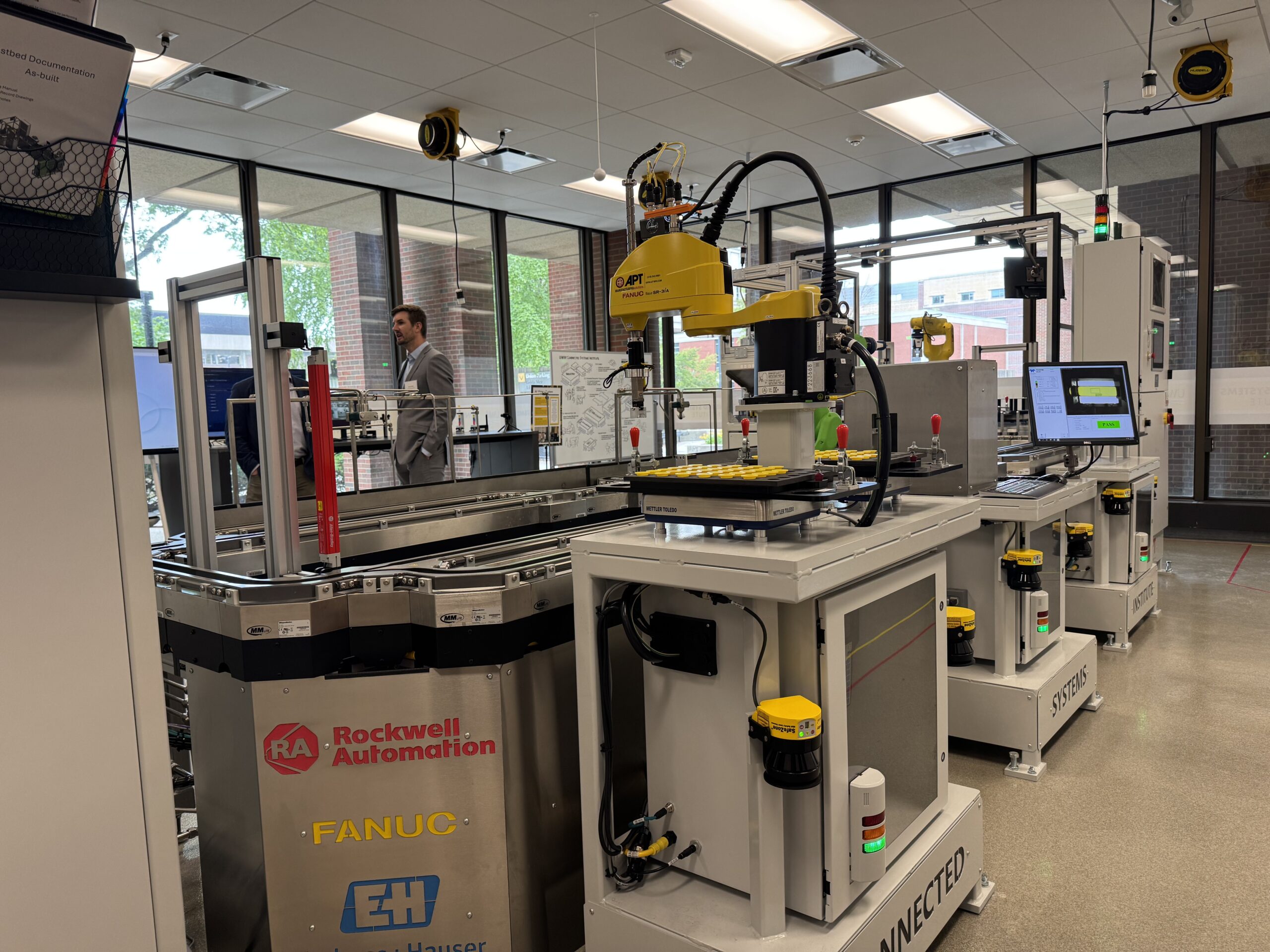 Microsoft opens AI Co-Innovation Lab at UW-Milwaukee 